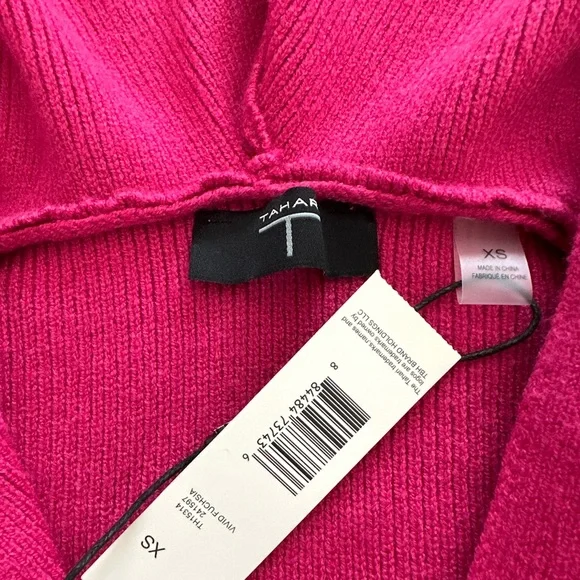 Tahari hoodie sweater size Xsmall - Picture 3 of 8